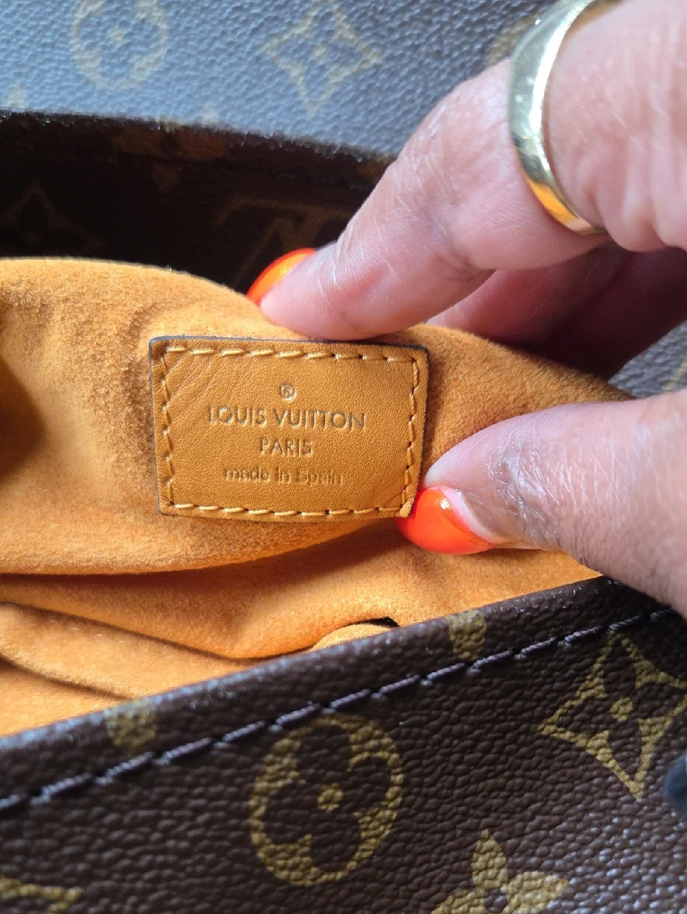 Louis Vuitton Monogram Canvas Braided Artsy MM Shoulder Bag - Picture 5 of 9